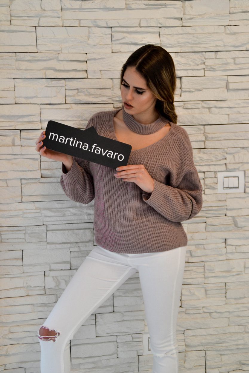 martina favaro for ford italia